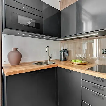 Royal - Winieckiego *