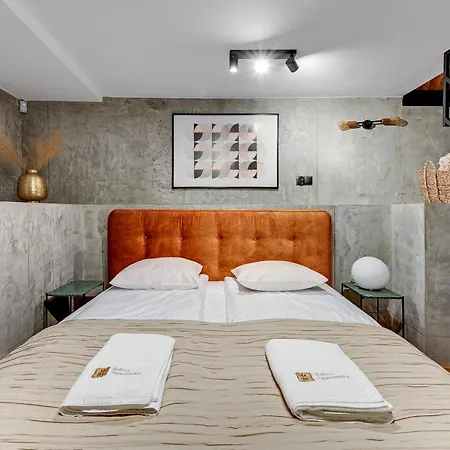 Royal - Winieckiego Апартаменти