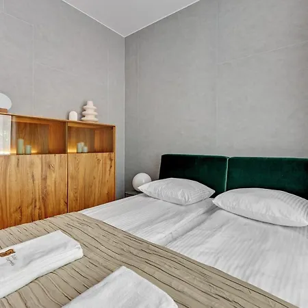 Royal - Winieckiego Апартаменти