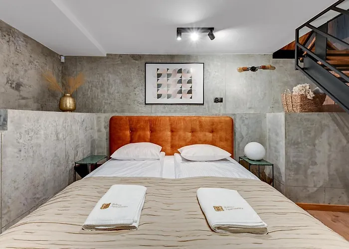 Royal - Winieckiego Апартаменти