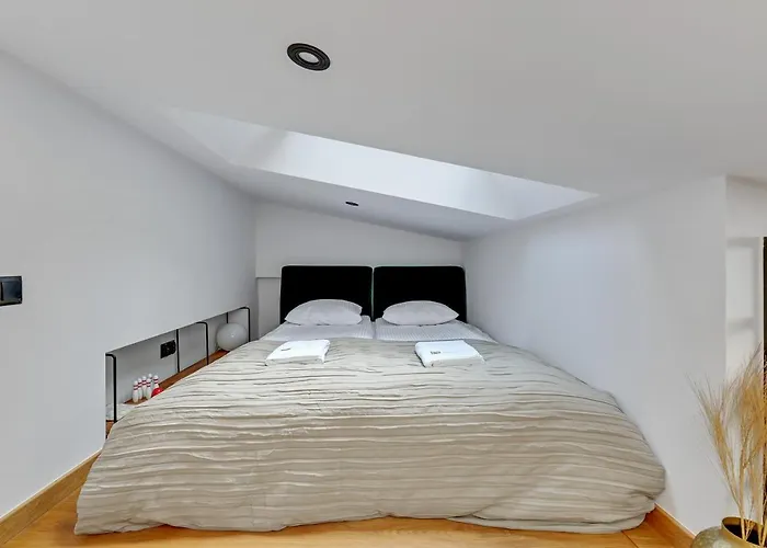 Royal - Winieckiego Апартаменти